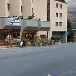 Im Zentrum- Schwimmbad Und 400m Von Skiliften Entfernt By Interhome سانت موريتز