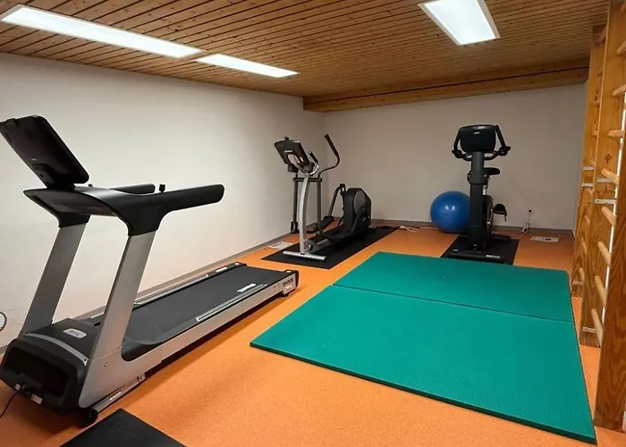Im Zentrum- Schwimmbad Und 400m Von Skiliften Entfernt By Interhome